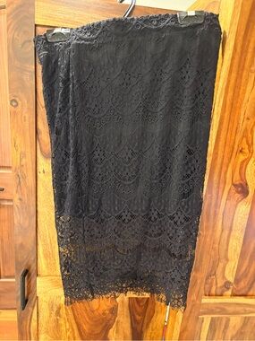 Black Lace Pencil Skirt - Classic Women's Skirt